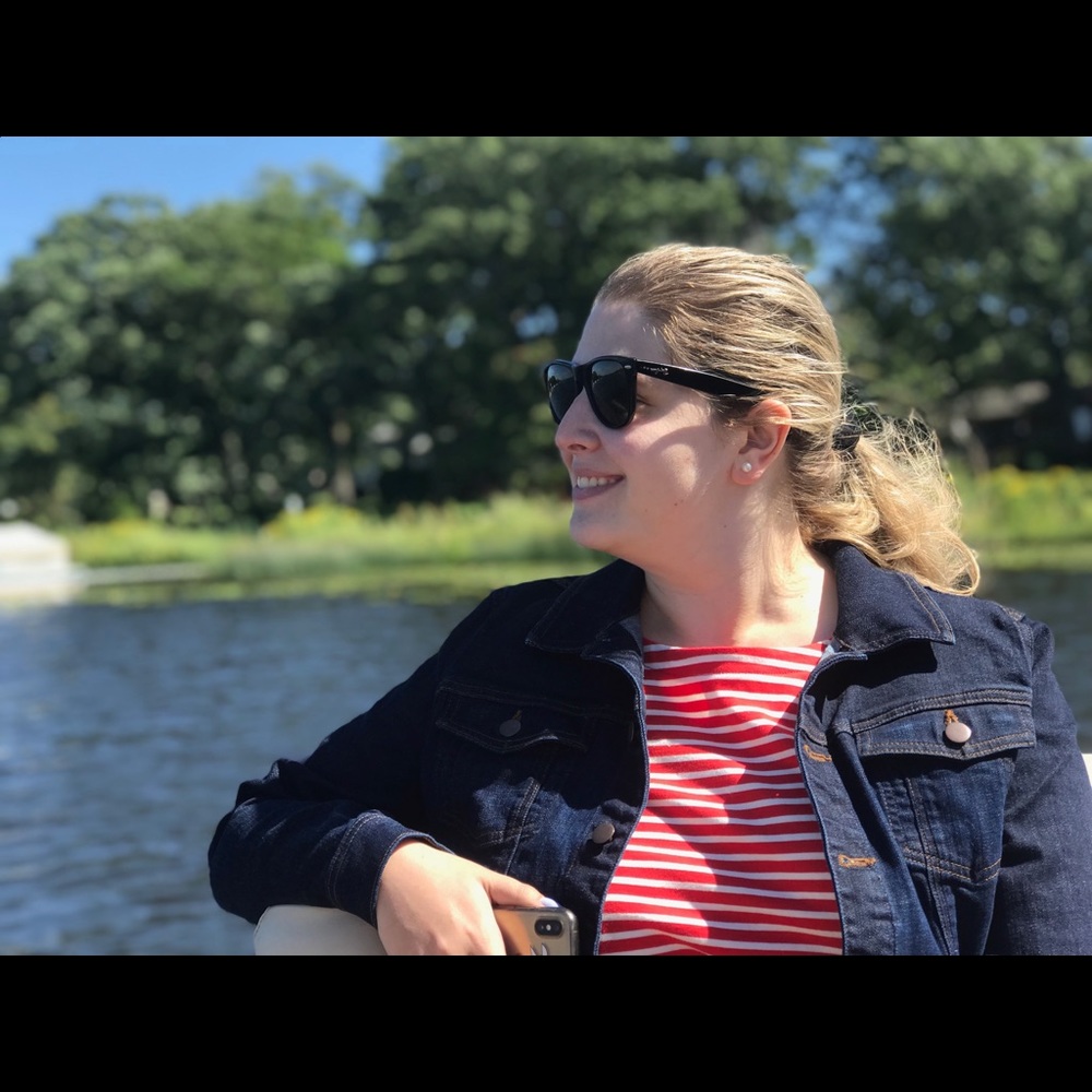 Meet your Posher, Isabel